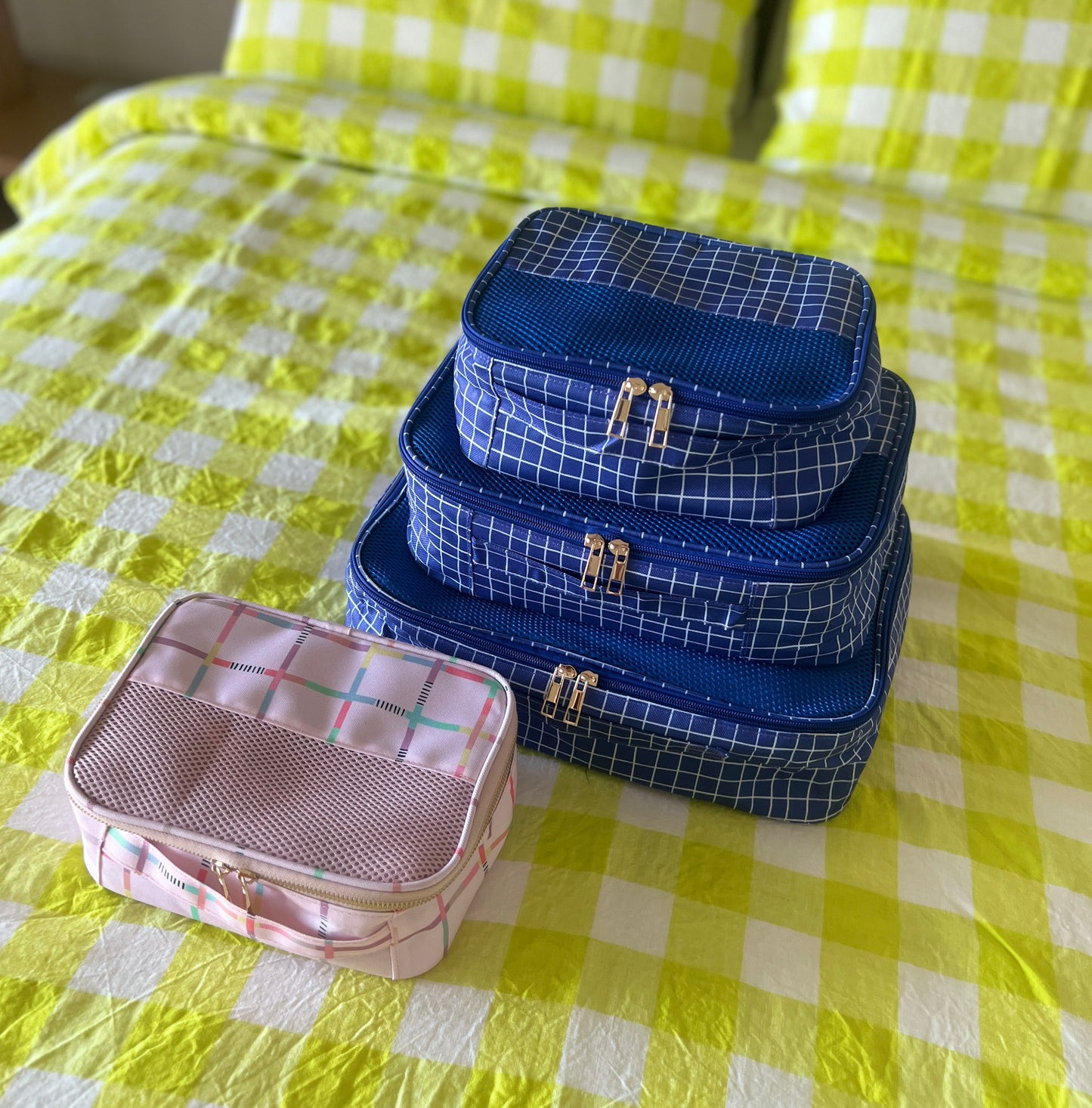 Checked Out Packing Cubes Set